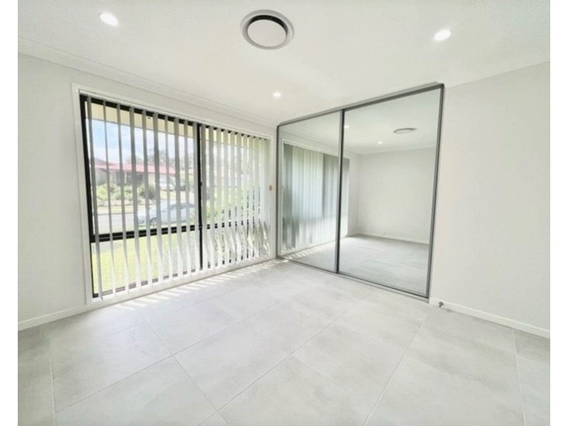 5 Waterworth Drive, Narellan Vale NSW 2567