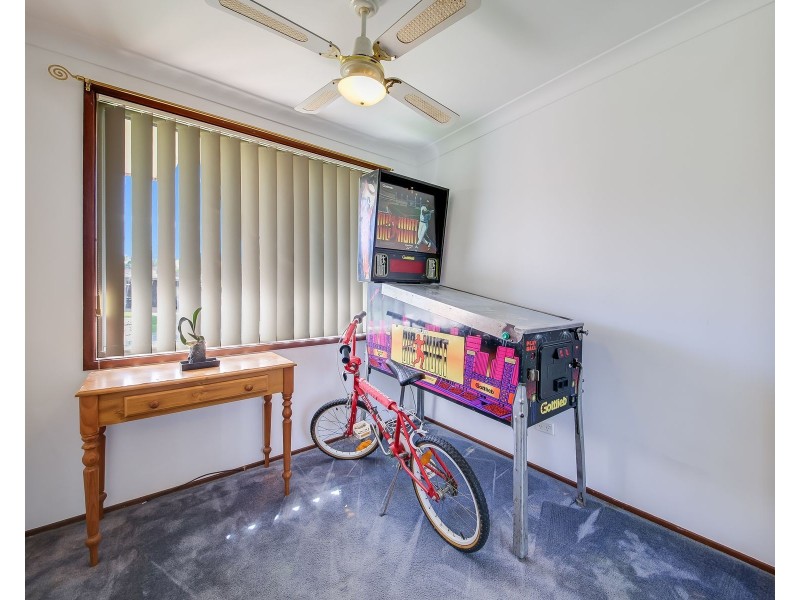 11 Cuscus Place, St Helens Park NSW 2560