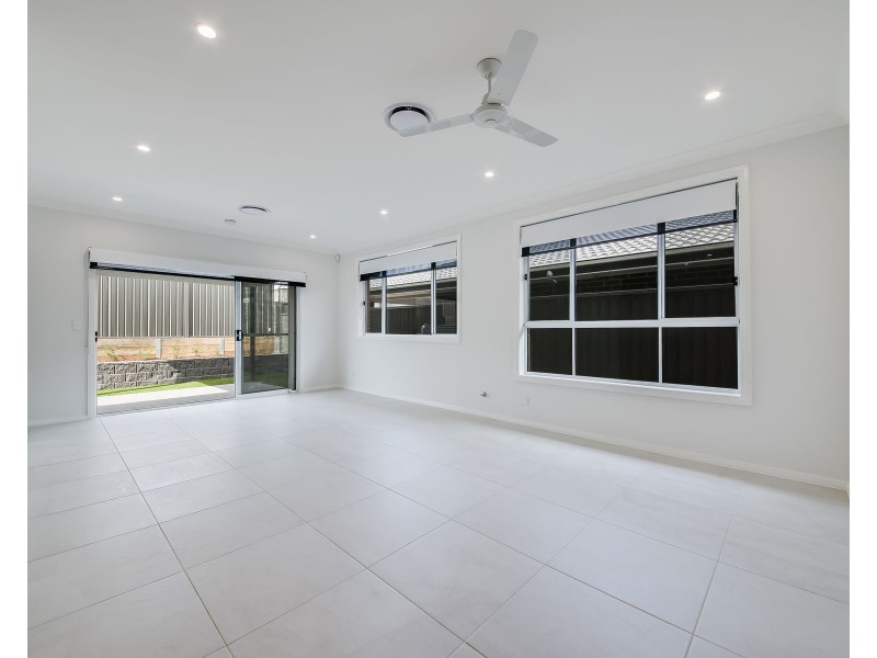 28 Progress Street, Tahmoor NSW 2573