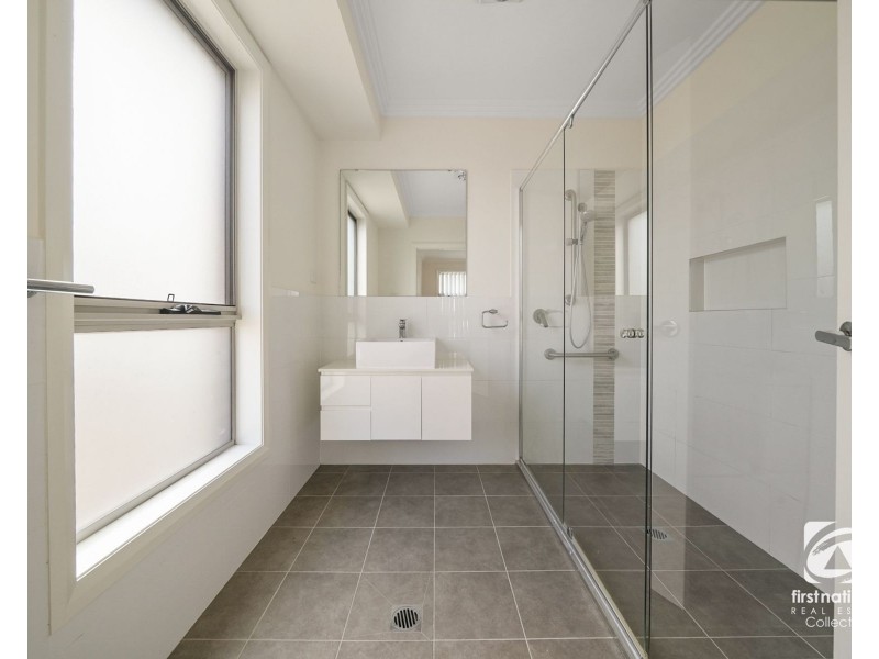 53 Easton Avenue, Spring Farm NSW 2570