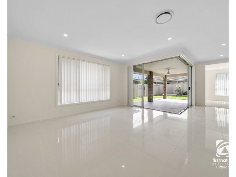 53 Easton Avenue, Spring Farm NSW 2570