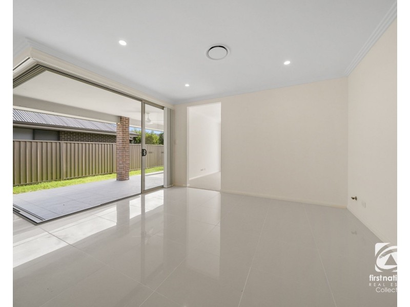 53 Easton Avenue, Spring Farm NSW 2570