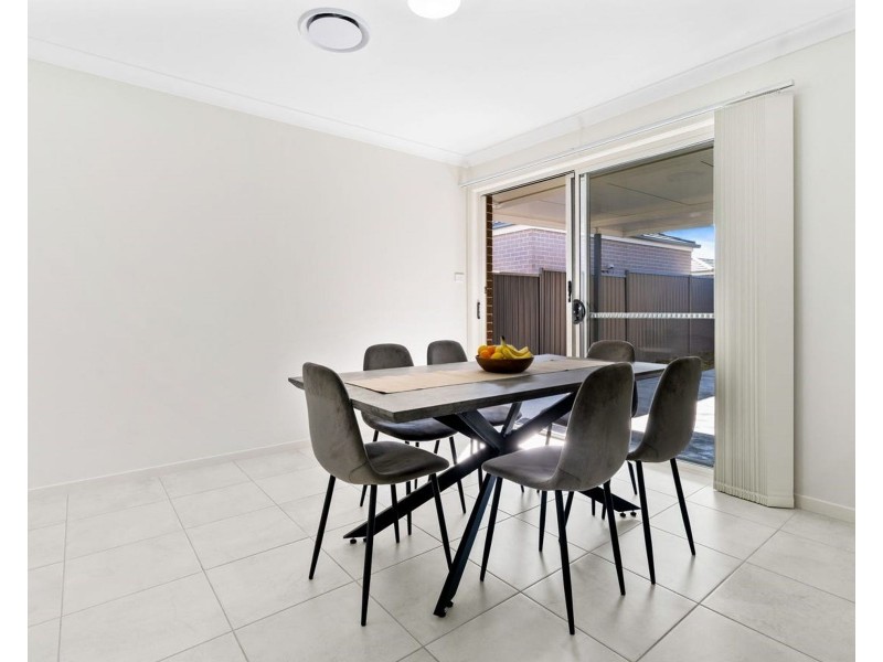 32 Sainsbury Road, Catherine Field NSW 2557