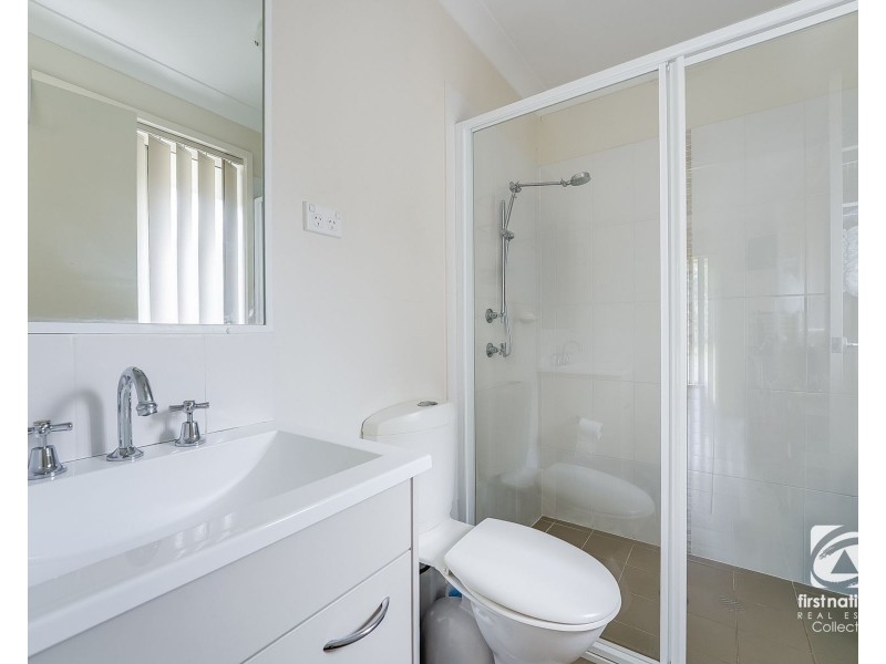 34 Hampshire Boulevard, Spring Farm NSW 2570