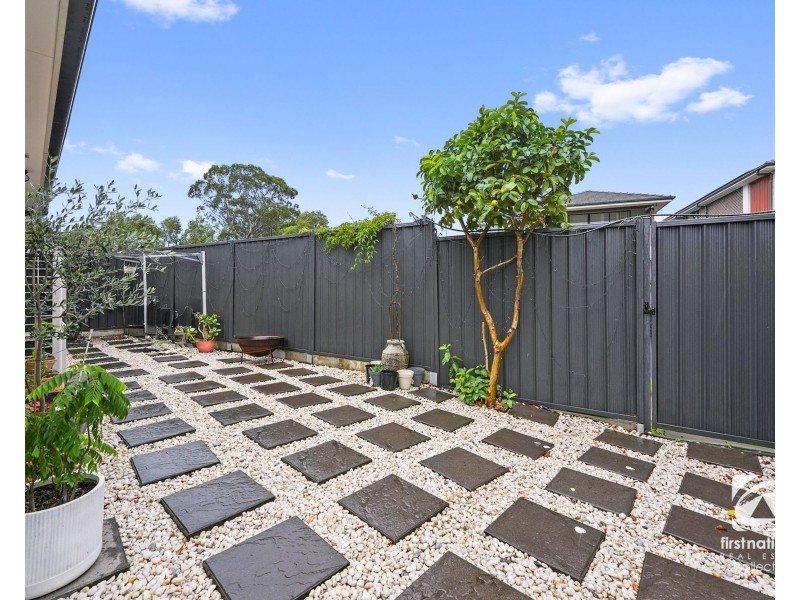 15 Westview Street, Campbelltown NSW 2560