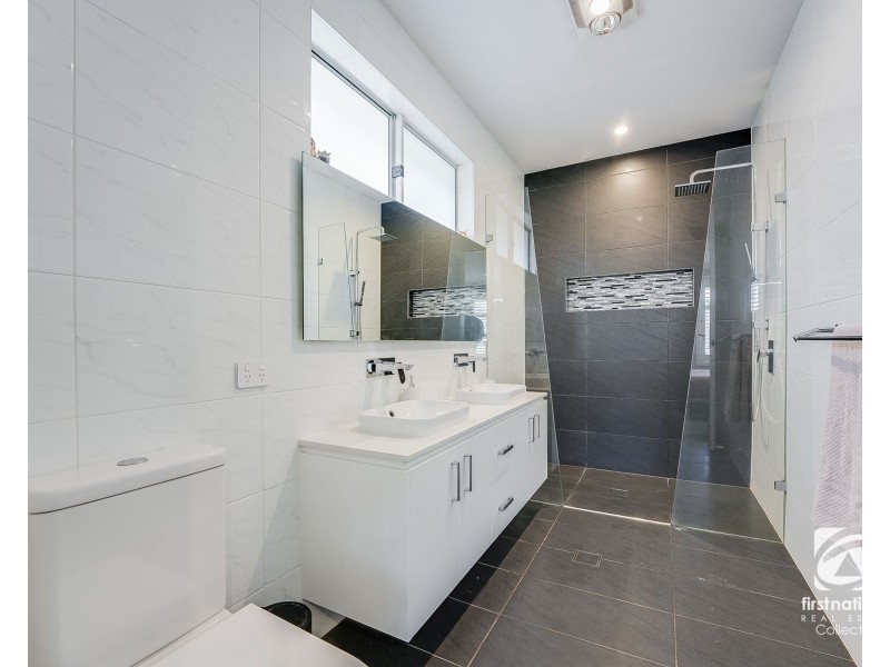 80 Floyd Street, Spring Farm NSW 2570