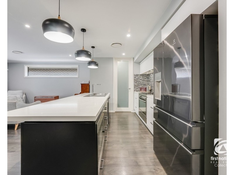 80 Floyd Street, Spring Farm NSW 2570