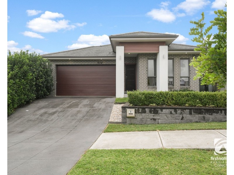 9 Kingsman Avenue, Elderslie NSW 2570