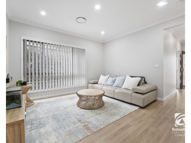 9 Kingsman Avenue, Elderslie NSW 2570