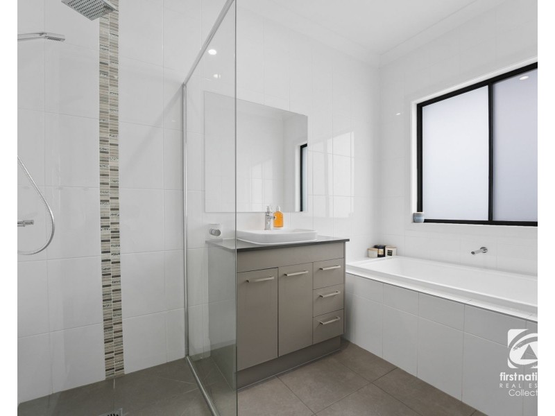 9 Kingsman Avenue, Elderslie NSW 2570