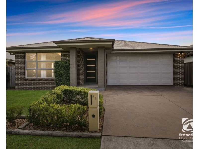 53 Easton Avenue, Spring Farm NSW 2570
