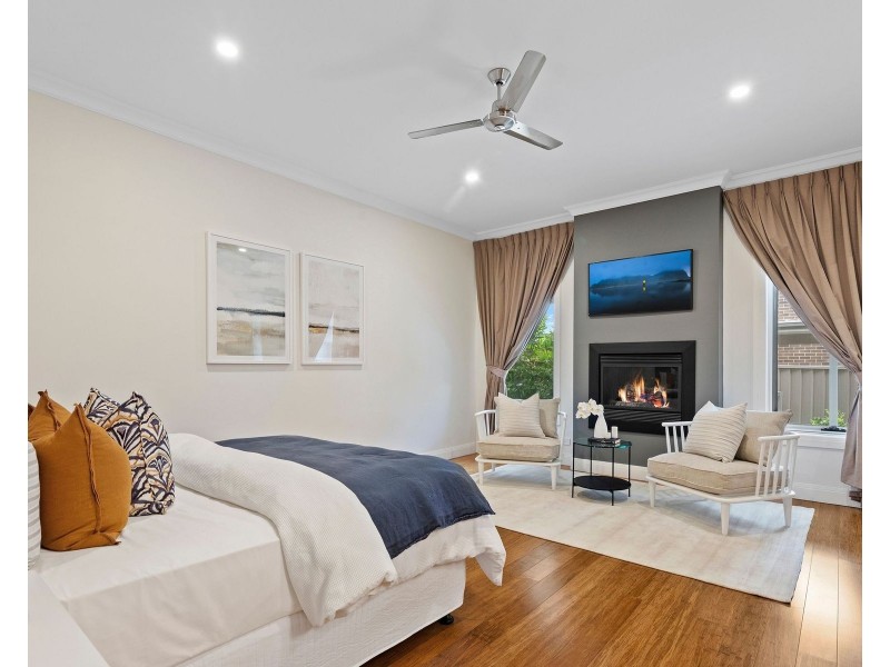 48 Governor Drive (Harrington Grove), Harrington Park NSW 2567