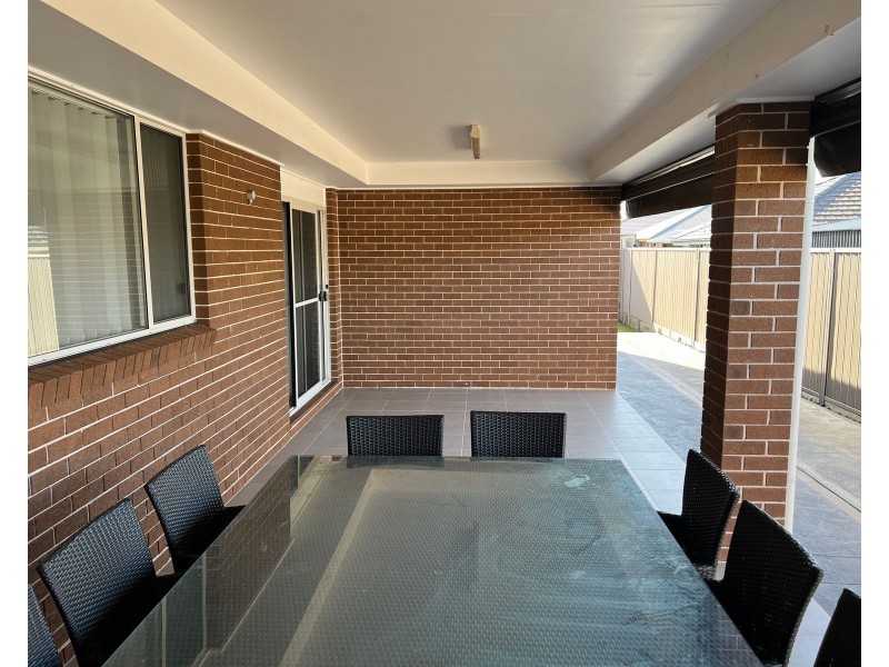 20 Plymouth Boulevard, Spring Farm NSW 2570