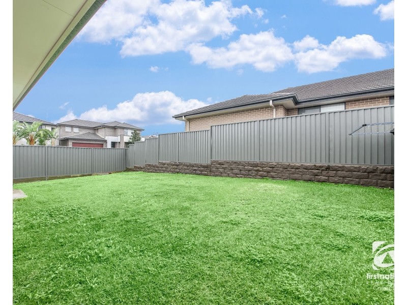 77 McKenzie Boulevard, Gregory Hills NSW 2557