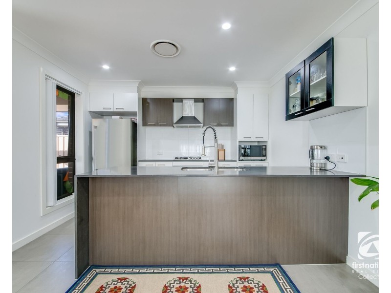 75 Springs Road, Spring Farm NSW 2570
