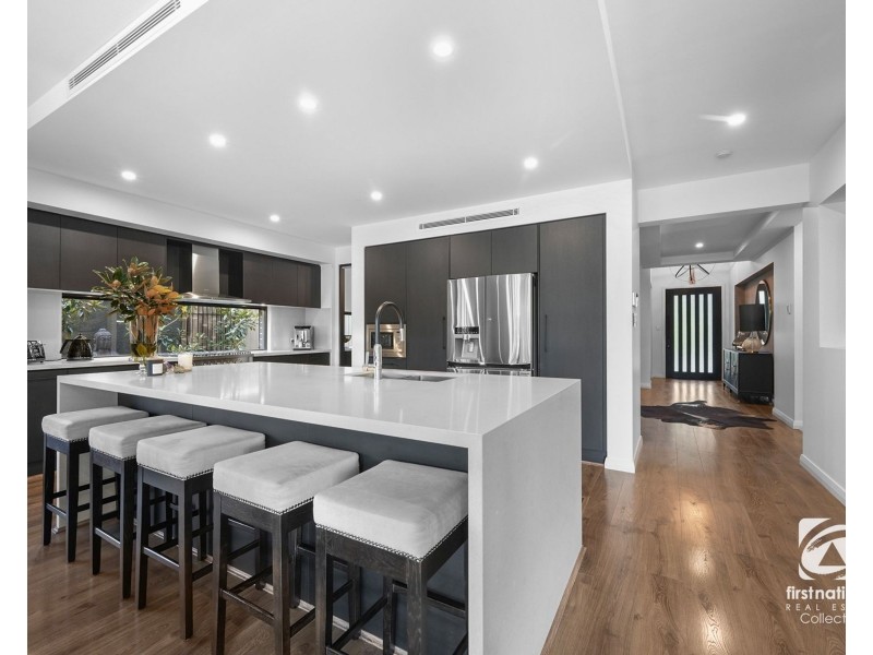 4 Rutherford Circuit, Harrington Park NSW 2567