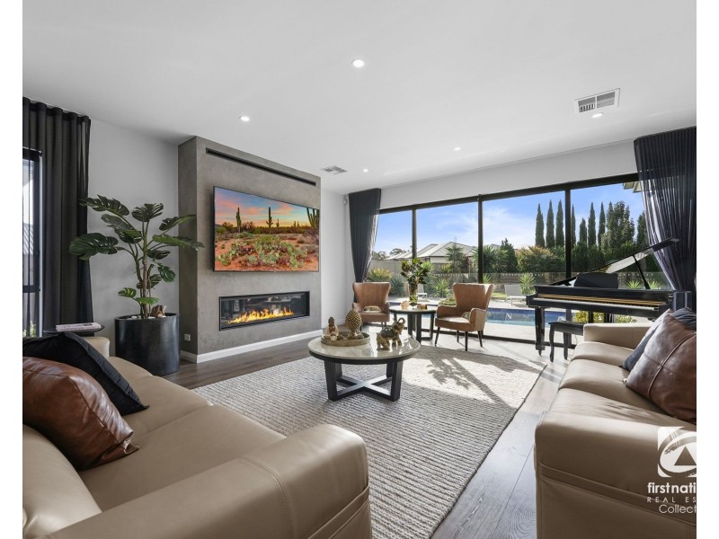 4 Rutherford Circuit, Harrington Park NSW 2567