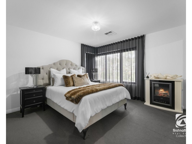 4 Rutherford Circuit, Harrington Park NSW 2567