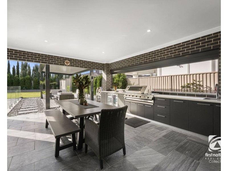 4 Rutherford Circuit, Harrington Park NSW 2567