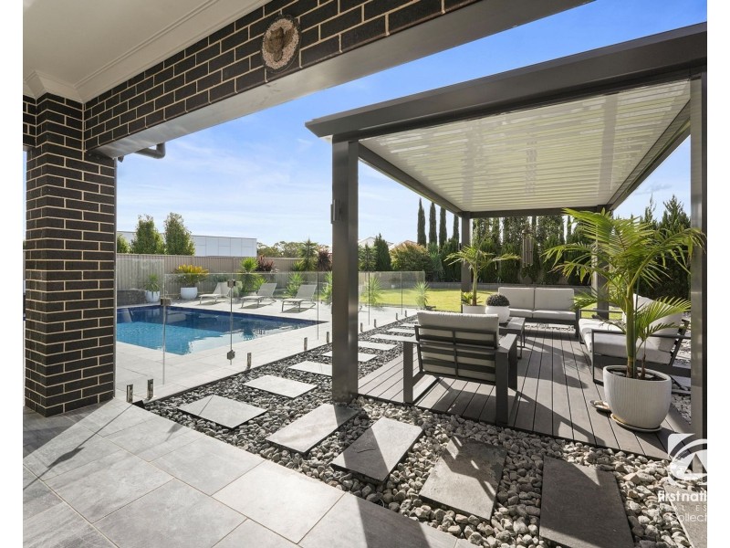 4 Rutherford Circuit, Harrington Park NSW 2567