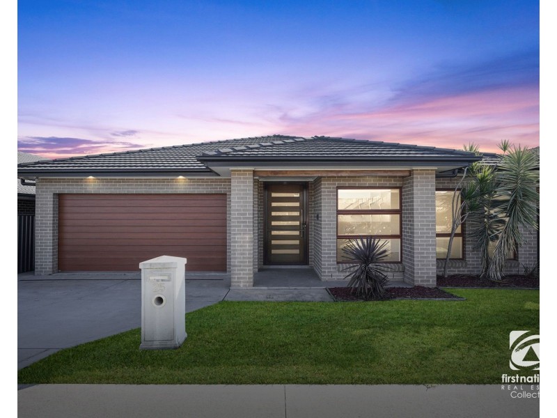 25 Spitzer Street, Gregory Hills NSW 2557