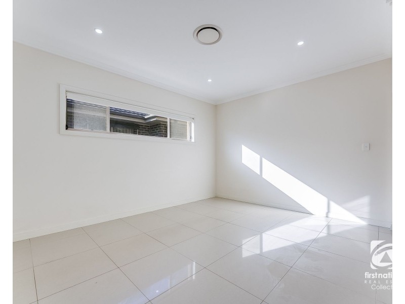 25 Spitzer Street, Gregory Hills NSW 2557