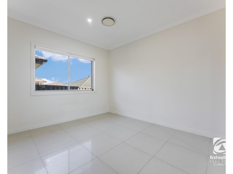 25 Spitzer Street, Gregory Hills NSW 2557