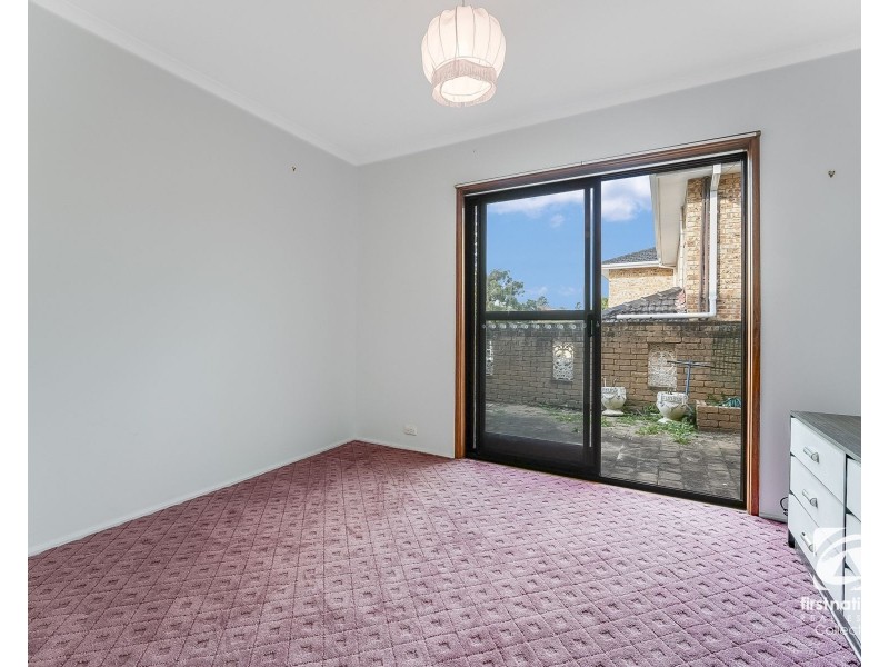 8 Forresters Close, Woodbine NSW 2560