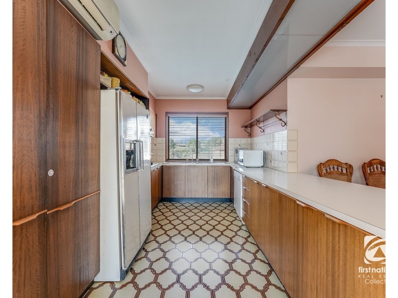 8 Forresters Close, Woodbine NSW 2560