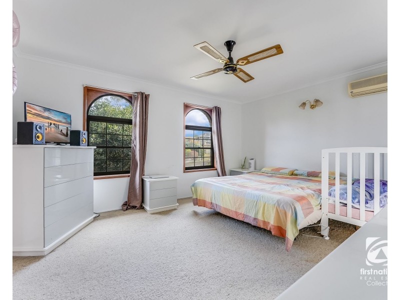 8 Forresters Close, Woodbine NSW 2560