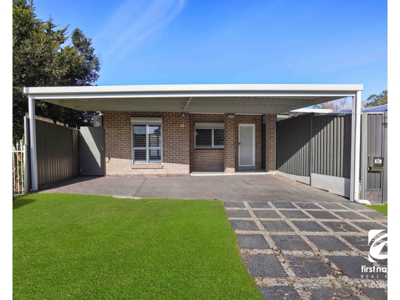 11a Rutherglen Drive, St Andrews NSW 2566