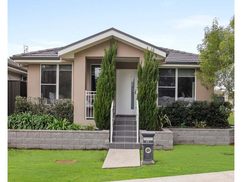42 Anvil Avenue, Elderslie NSW 2570