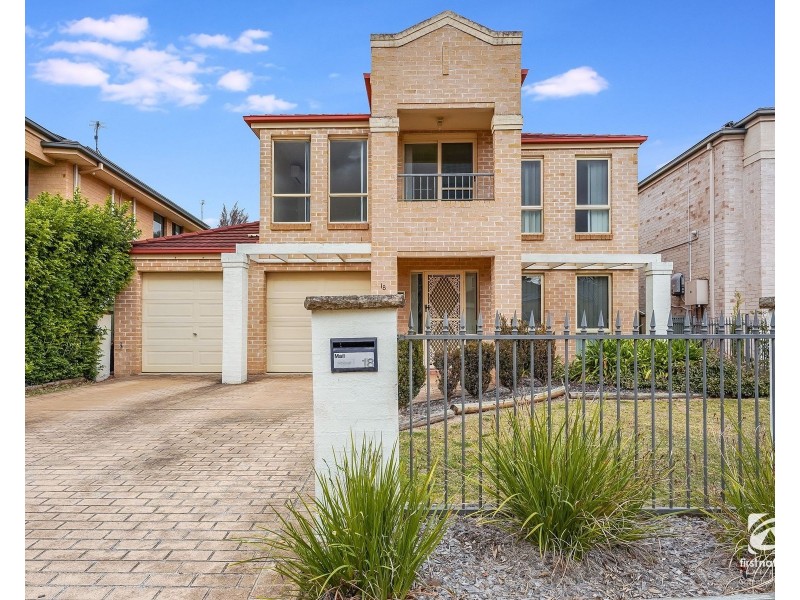 18 Royal George Drive, Harrington Park NSW 2567