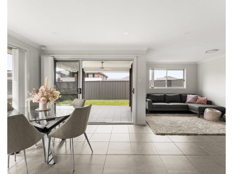 20a Spitzer street, Gregory Hills NSW 2557