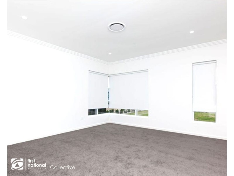 35 Chamberlain Way (Harrington Grove), Harrington Park NSW 2567