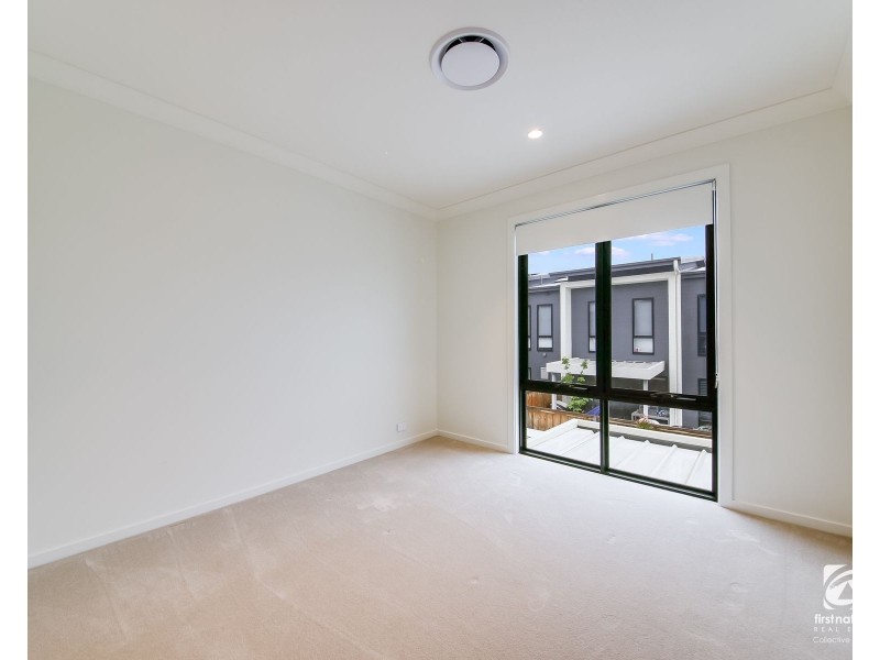 15 Birch Avenue, Mount Annan NSW 2567