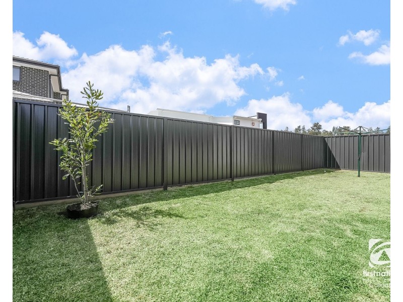 4 Burke Street, Oran Park NSW 2570