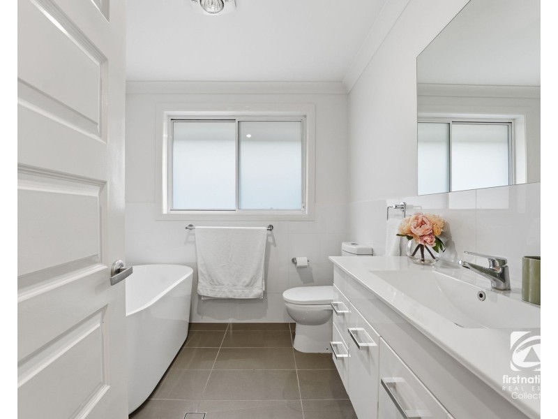16a Coach Crescent, Currans Hill NSW 2567