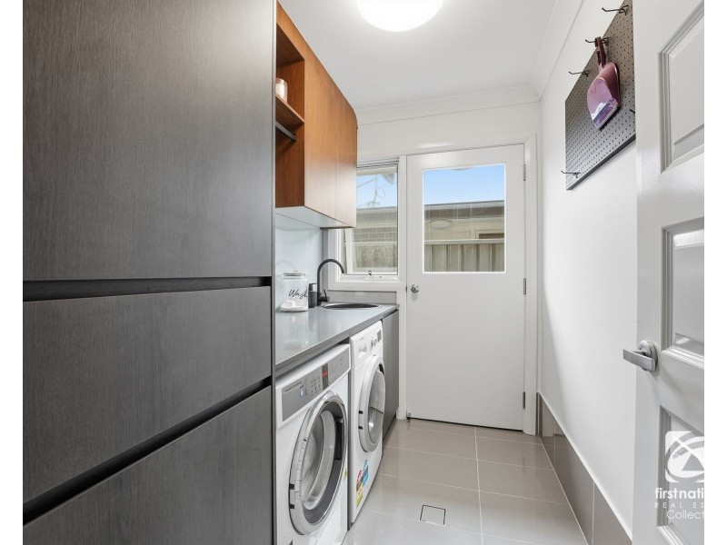 16a Coach Crescent, Currans Hill NSW 2567