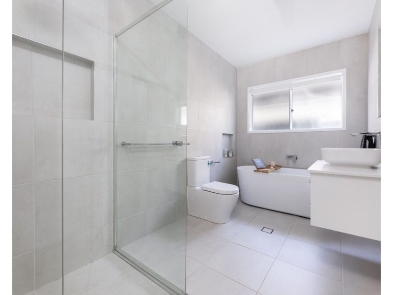 40 Fleece Loop, Oran Park NSW 2570