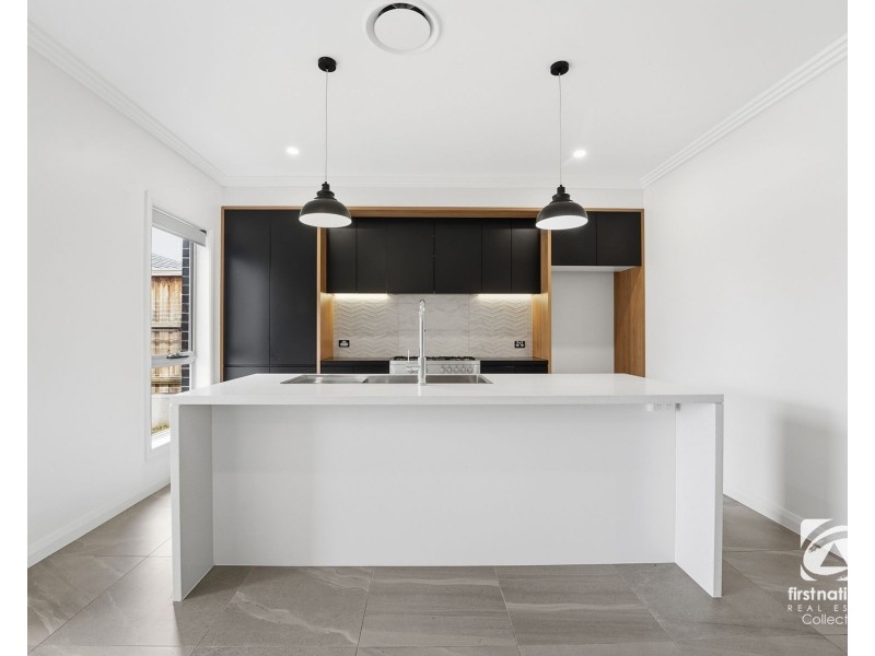 25 Camden Acres Drive, Elderslie NSW 2570