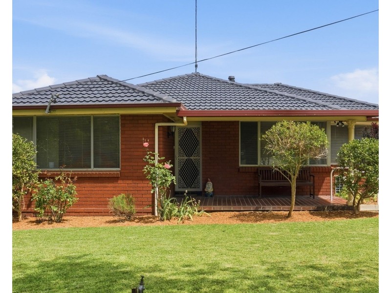 5 McCrae Drive, Camden South NSW 2570
