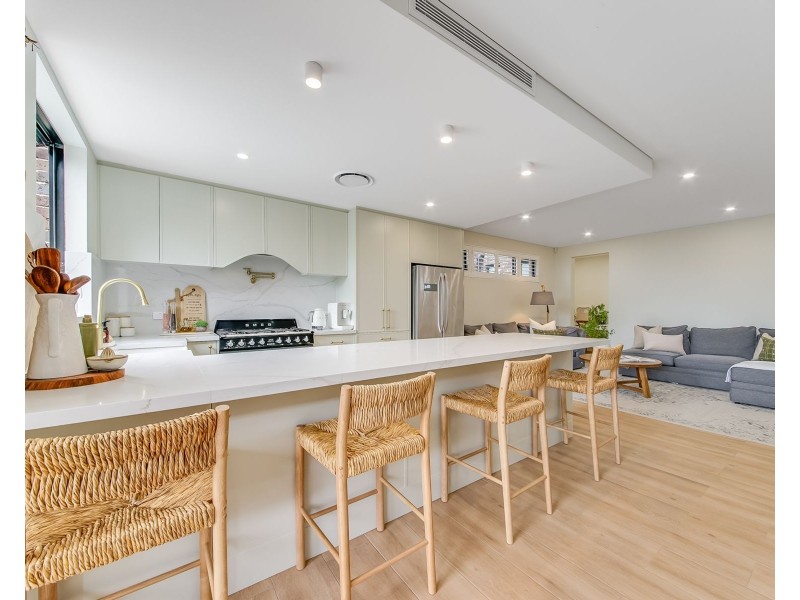 76b Firewheel Circuit, Gregory Hills NSW 2557