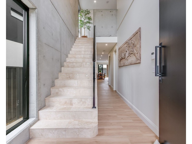 76b Firewheel Circuit, Gregory Hills NSW 2557