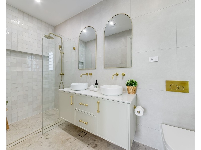 76b Firewheel Circuit, Gregory Hills NSW 2557