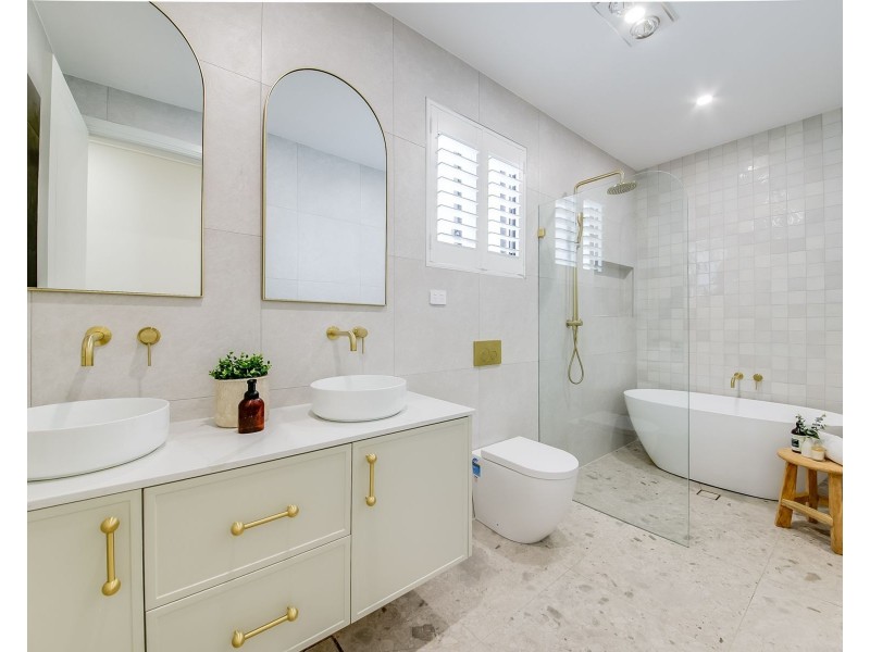 76b Firewheel Circuit, Gregory Hills NSW 2557