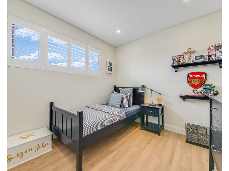 76b Firewheel Circuit, Gregory Hills NSW 2557