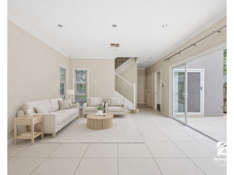 299 Mount Annan Drive, Mount Annan NSW 2567