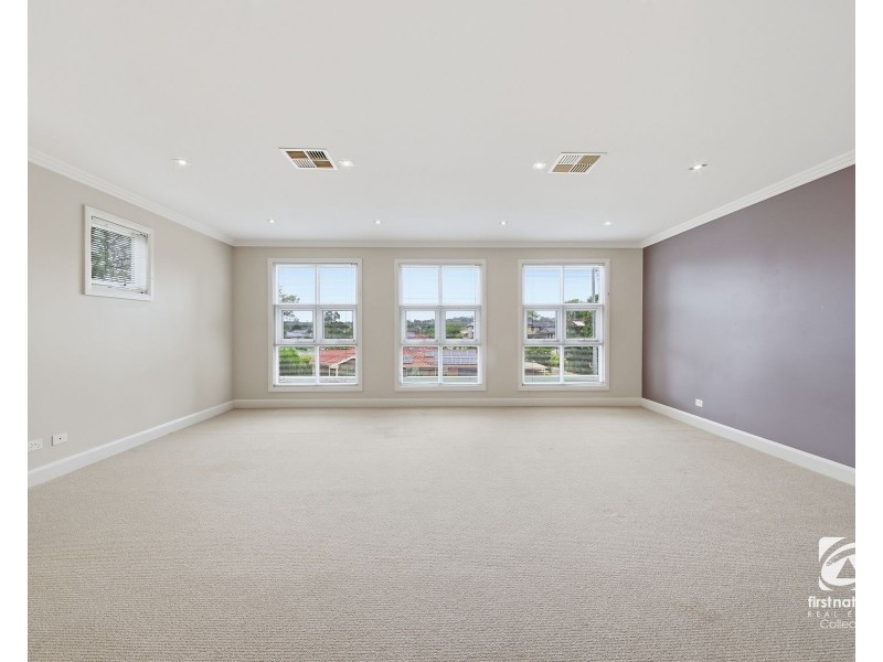 299 Mount Annan Drive, Mount Annan NSW 2567