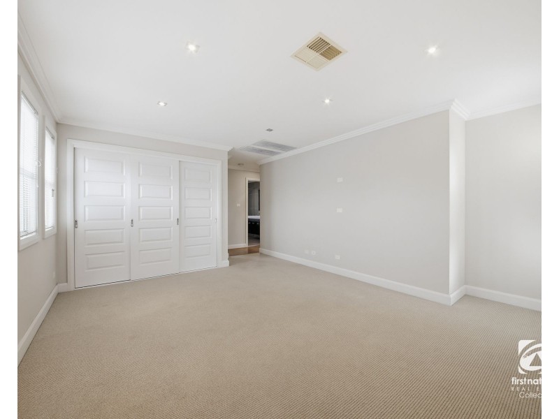 299 Mount Annan Drive, Mount Annan NSW 2567